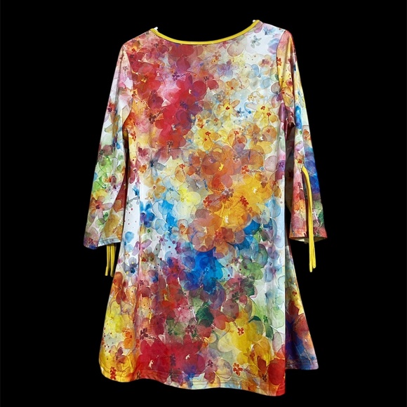 Lily by Firmiana Women’s Vibrant Multi Floral Print Casual Tunic Top Sz- M - Picture 6 of 6